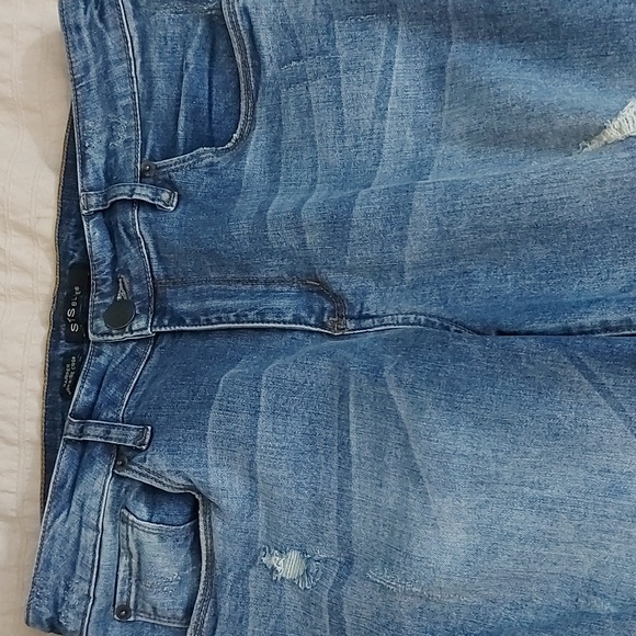 STS Blue Distressed Capris - Picture 2 of 9